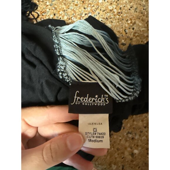 V-Neck Black Fringe Ombre Sleeveless Dress - Picture 8 of 9